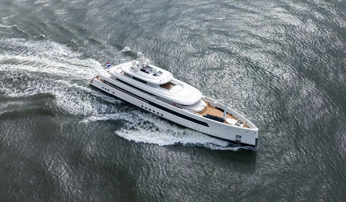 Feadship - Sibelle - Super Yacht Charter - Super Yachts for Sale - Exclusive Concierge Club.webp